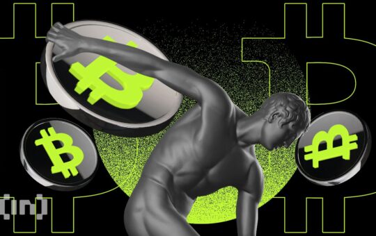 Bitcoin Miners Selling at Fastest Rate in 7 Years, Mining Stocks Slump