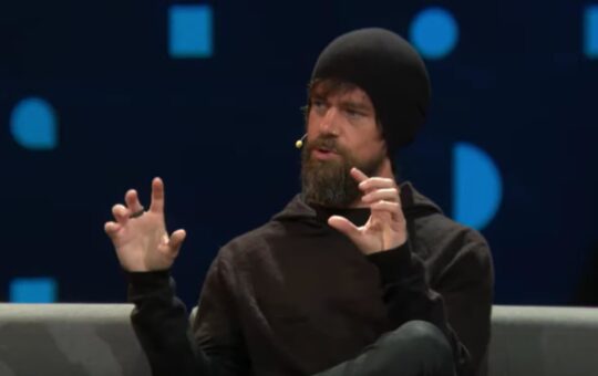 Short Seller Hindenburg Research Targets Billionaire Jack Dorsey's Payments Group, Block – What's Going On?