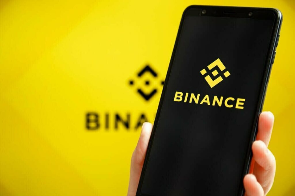 Binance BUSD Drops $1 Billion in Market Cap, Falls to Fourth Among Stablecoins – What