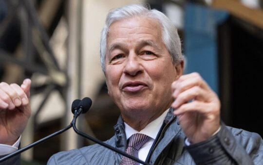 Bitcoin Hater Jamie Dimon Brags That JPMorgan Is a 'Real' Blockchain User