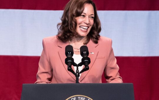 Kamala Harris Vows to Keep US ‘Dominant in Blockchain’