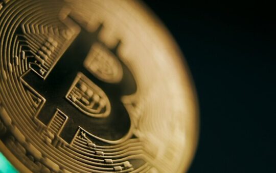 Bitcoin ETFs Dominated Institutional Investing Last Week, Says CoinShares