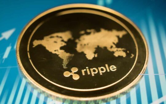 Ripple CEO Urges Congress to Pass Swift Legislation for Explosive Crypto Growth