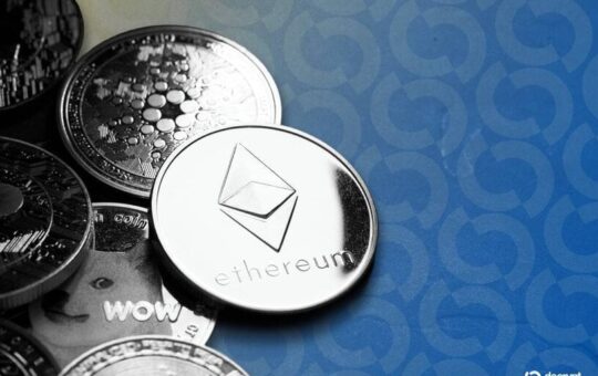 Bitcoin, Ethereum, XRP Flat as ‘Dry Powder’ Builds in Stablecoins