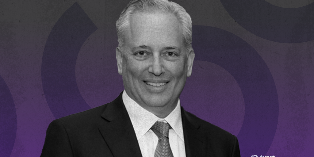 Elizabeth Warren Probing Whether Trump's AI and Crypto Czar David Sacks Broke Ethics Rules