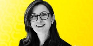 Cathie Wood's Ark Invest Loads Up on Google, Coinbase, Circle and Bitcoin ETF Shares