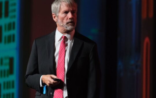 Strategy Buys Bitcoin With Proceeds From Preferred Shares as Key Premium Evaporates