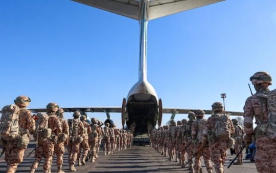 Iran warns of ferocious response to any US military action